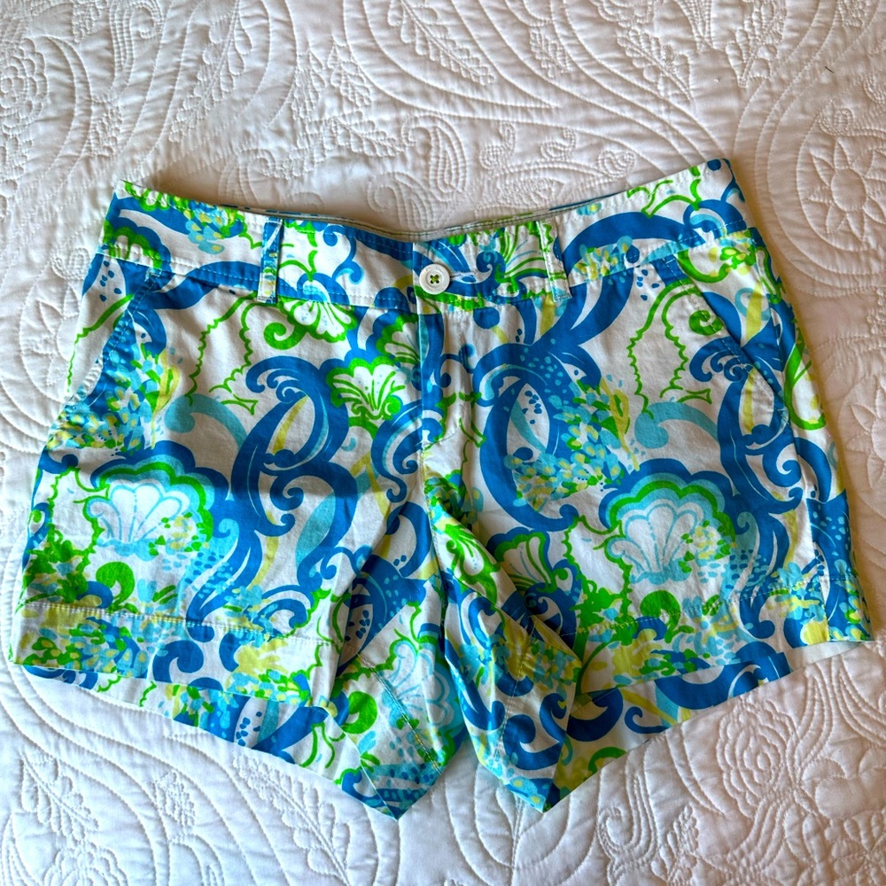 EUC Lilly Pulitzer The Callahan Short in Crystal Coast - size 10